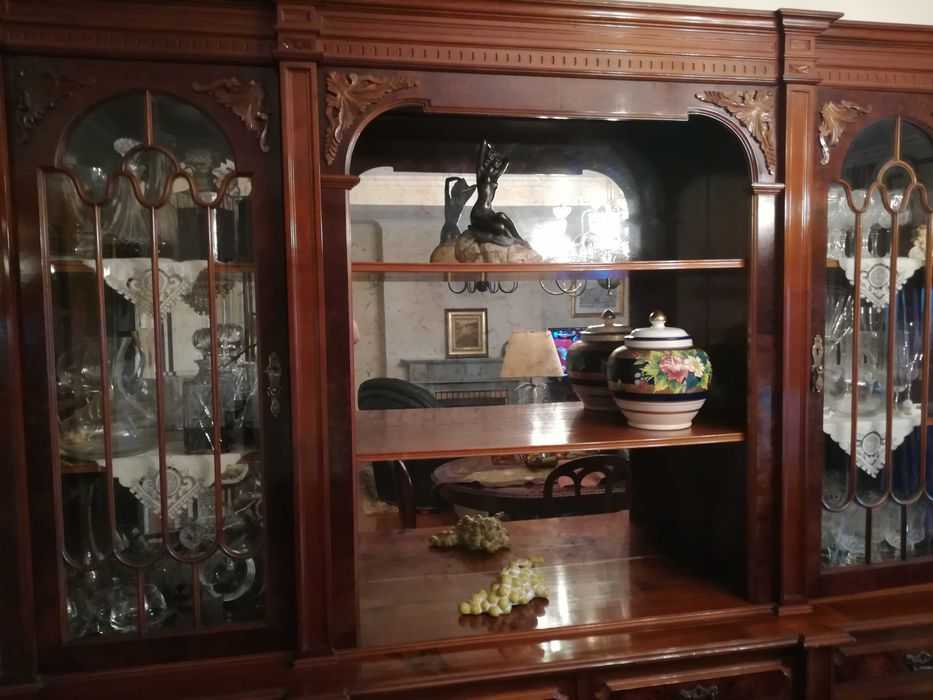 mobília sala de Jantar em nogueira maciça (oportunidade)