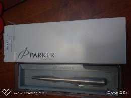 Ручка Паркер подарочная.