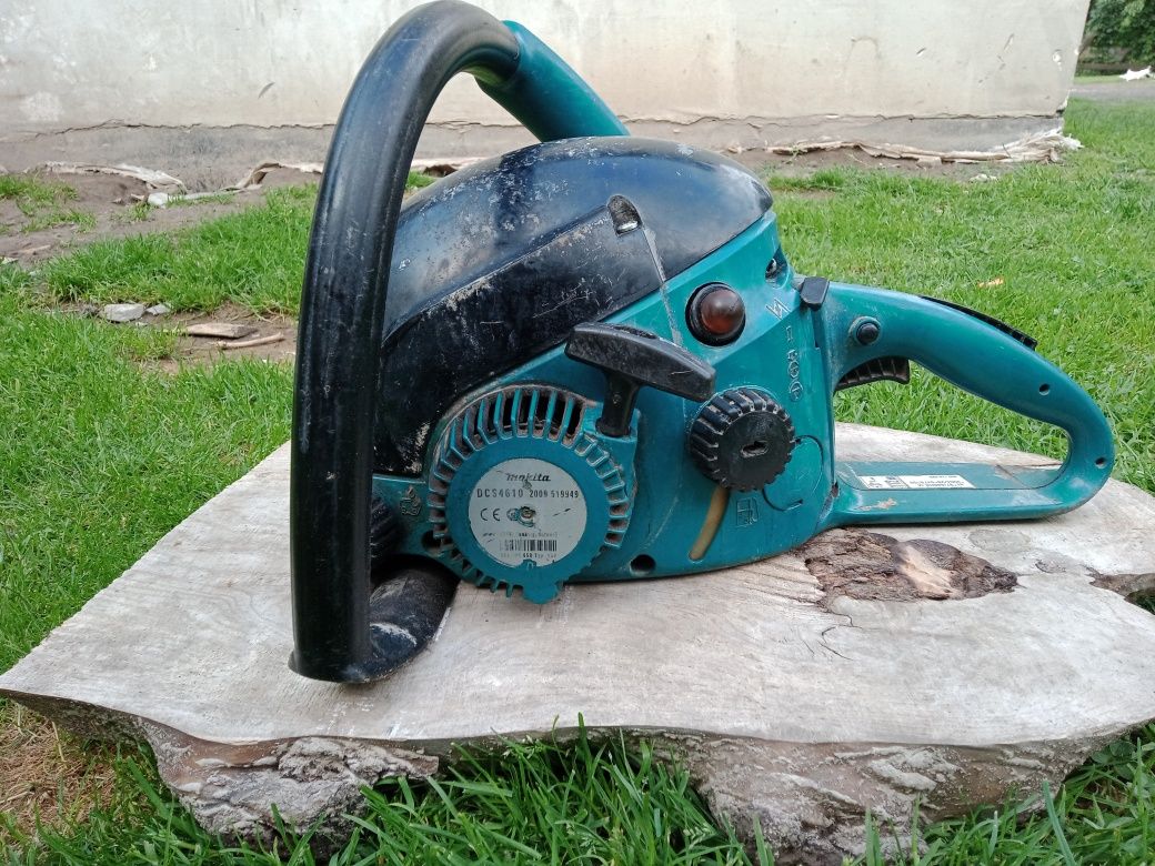 Piła Makita DCS 4610