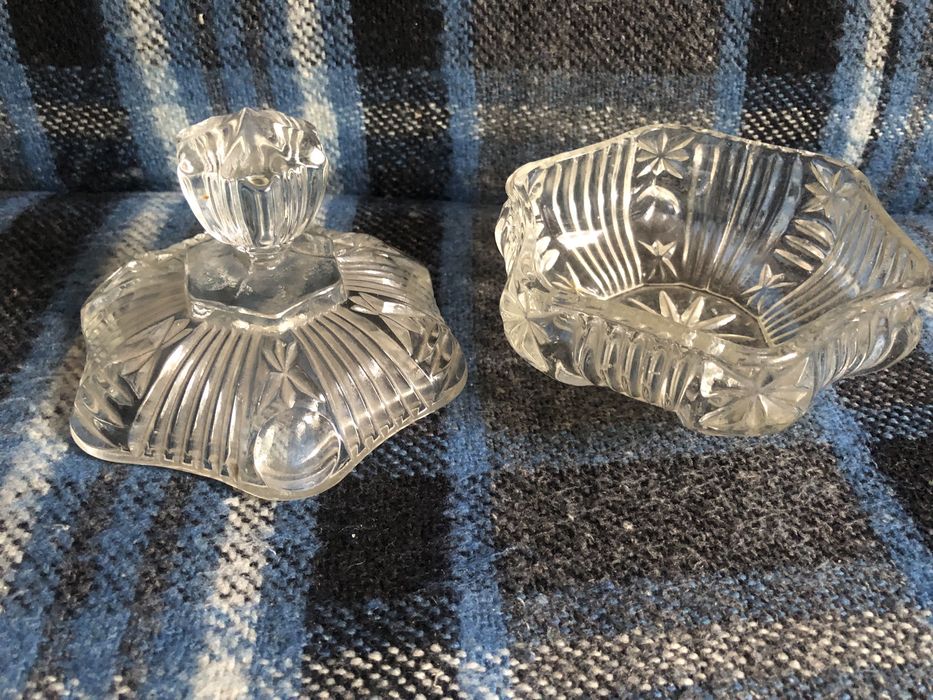 Cukiernica szklana z pokrywką Ząbkowice , PRL