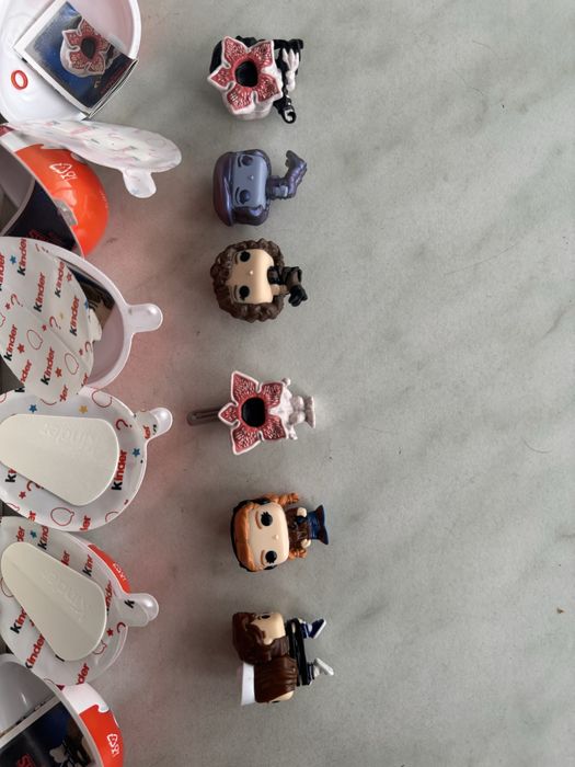 Kinder Joy дивні дива stranger things