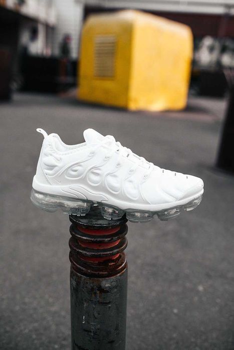 Мужские кроссовки Nike VaporMax Plus TN White. Размеры 40-45