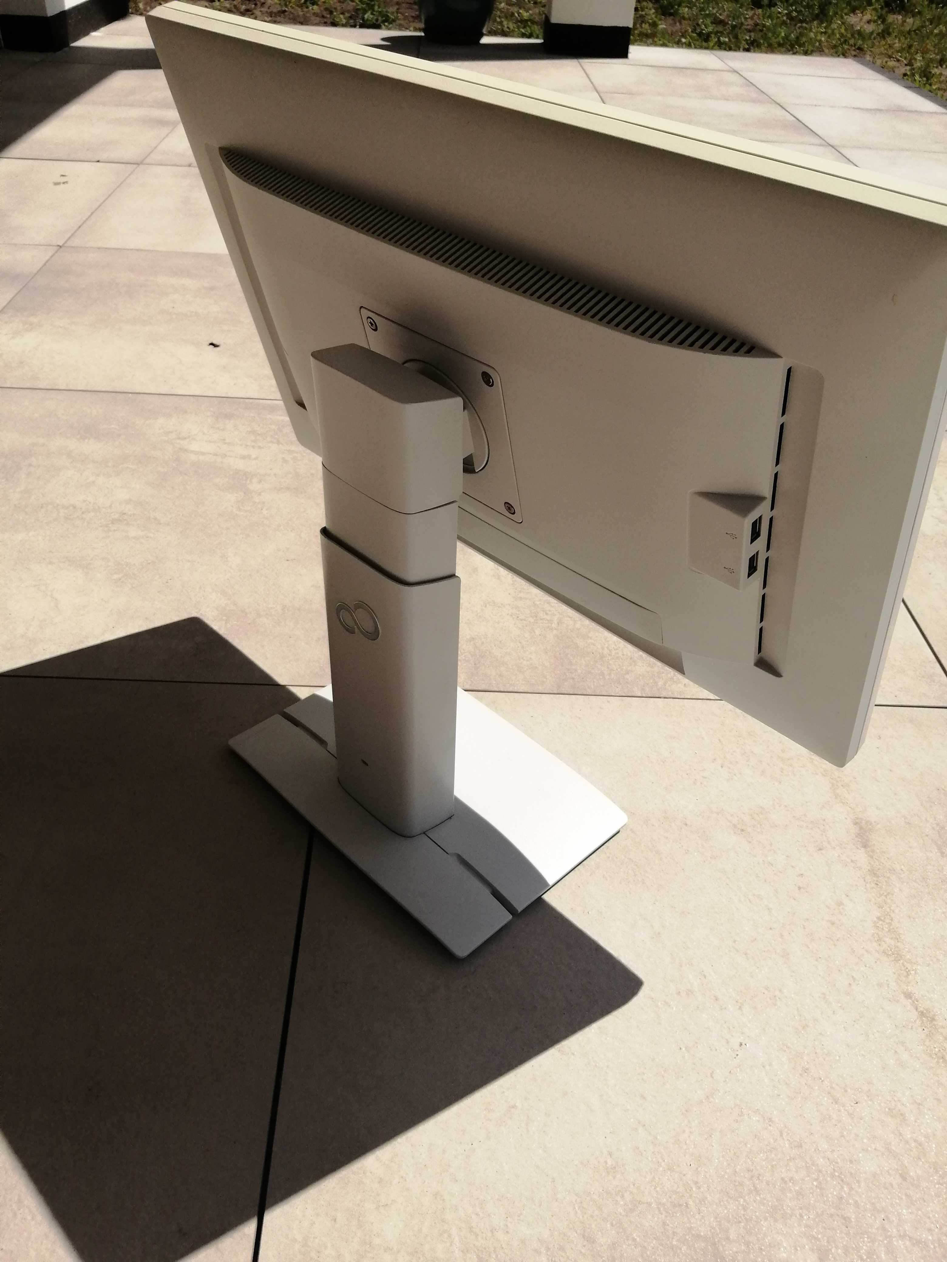 Monitor Fujitsu LED B24W-6 1920x1200 DVI VGA klasa A