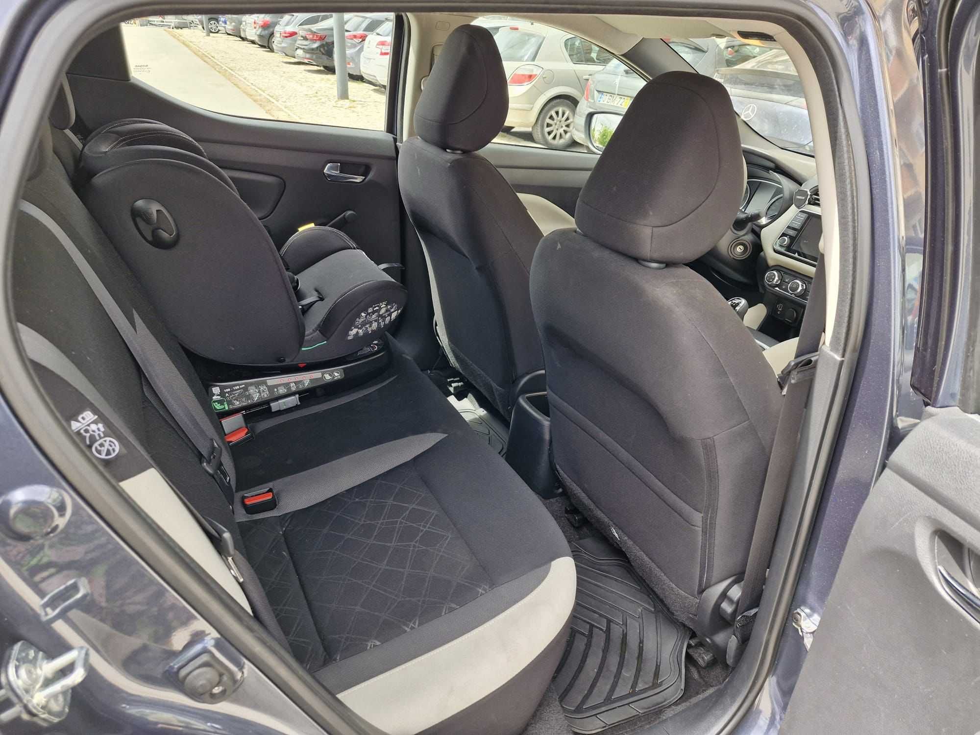 Nissan Micra 
Micra 1.0 IG-T Acenta