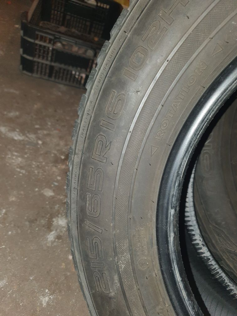 Opony zimowe 215/65 r16 komplet