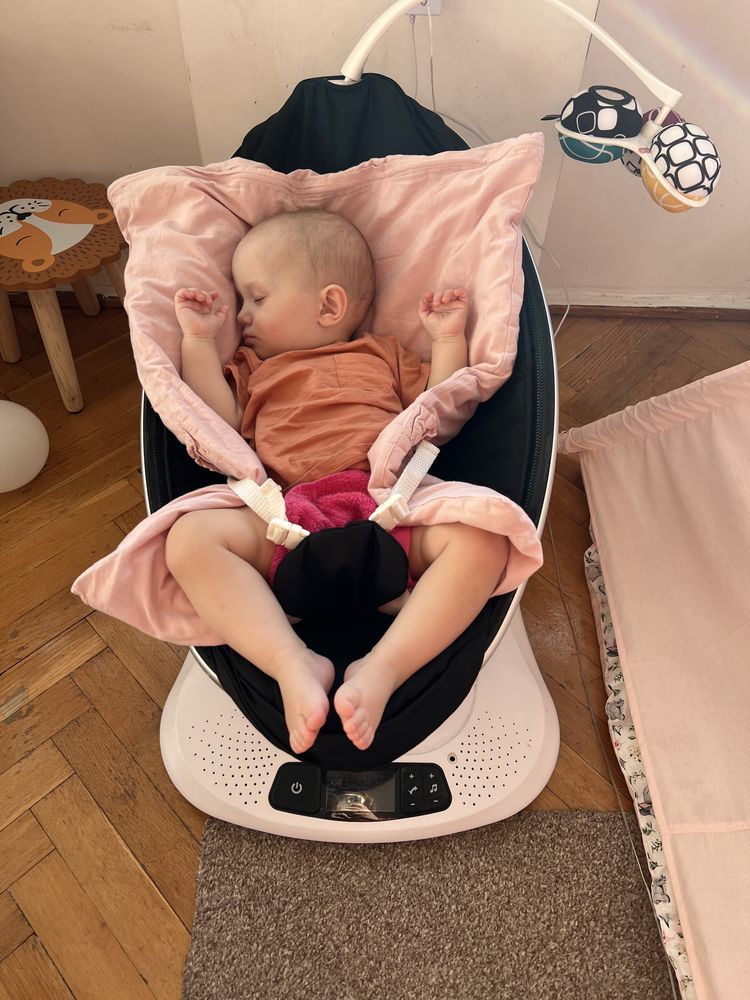 4moms mamaRoo 4.0 Bujaczek Leżaczek Classic Black