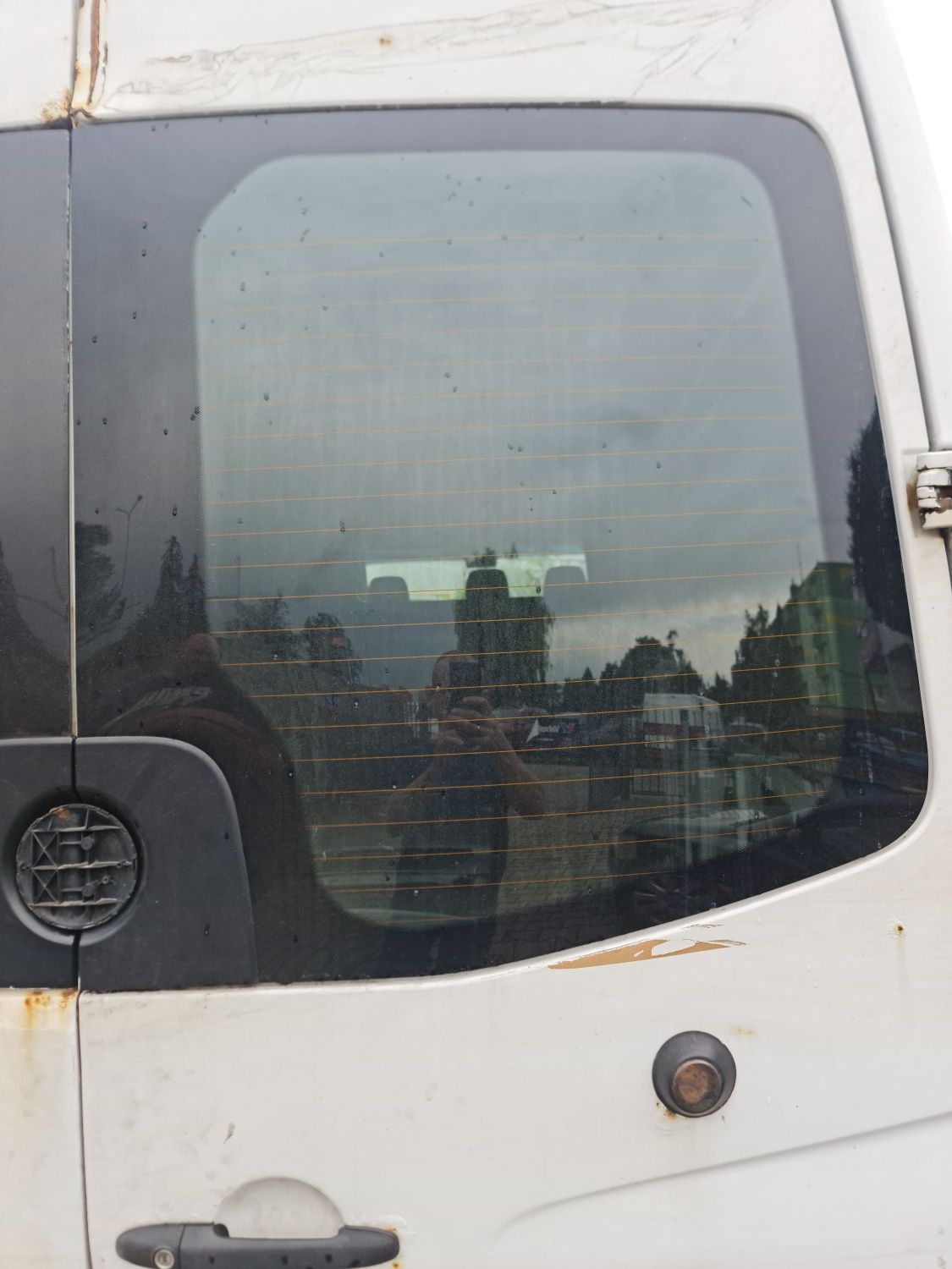 Spędzam tylne szyby Mercedes sprinter 906 long