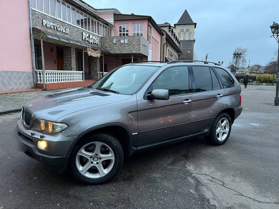 Продам BMW X5 e53 Restayling