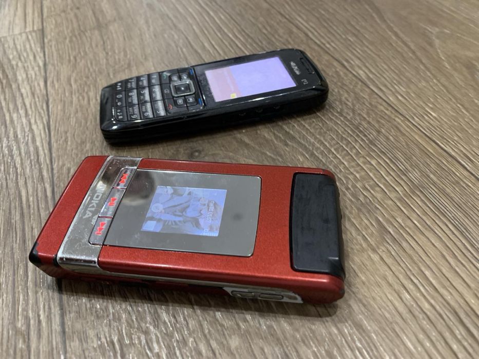 Продам нокіа n76 , e51 робочі, під відновлення н76 ,е51