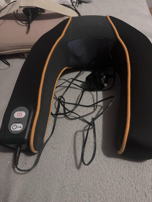 masażer karku marki Medisana.