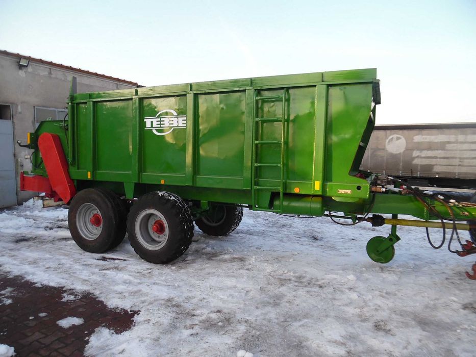 Rozrzutnik rozsiewacz do wapna i pomiotu 13 ton ..Tebbe HKS 12500 ''