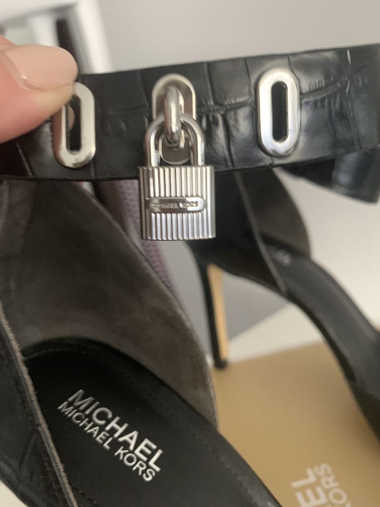 Oryginalne buty Michael Kors