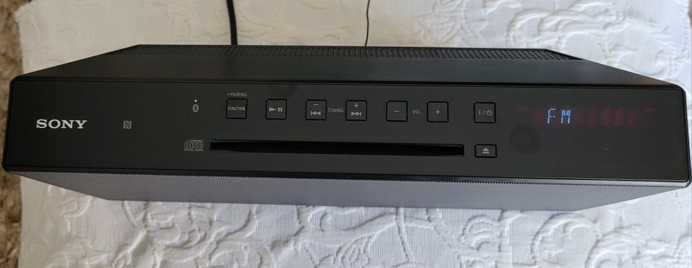 Sistema áudio SONY: cd+rádio +usb+Bluetooth