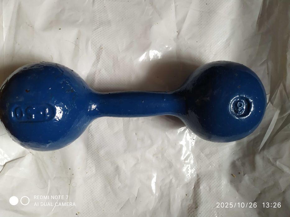 Гантелі 2 по 4 кг 470 грн, 1 - 8 кг 470 грн. чавун литі СРСР