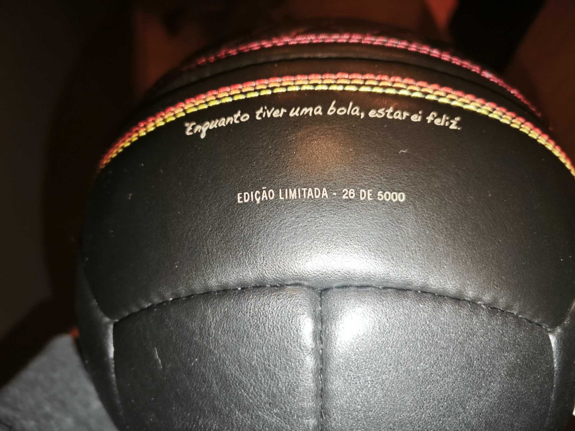 Nowa, kolekcjonerska piłka nożna Nike R10 Ronaldinho nr 26/5000