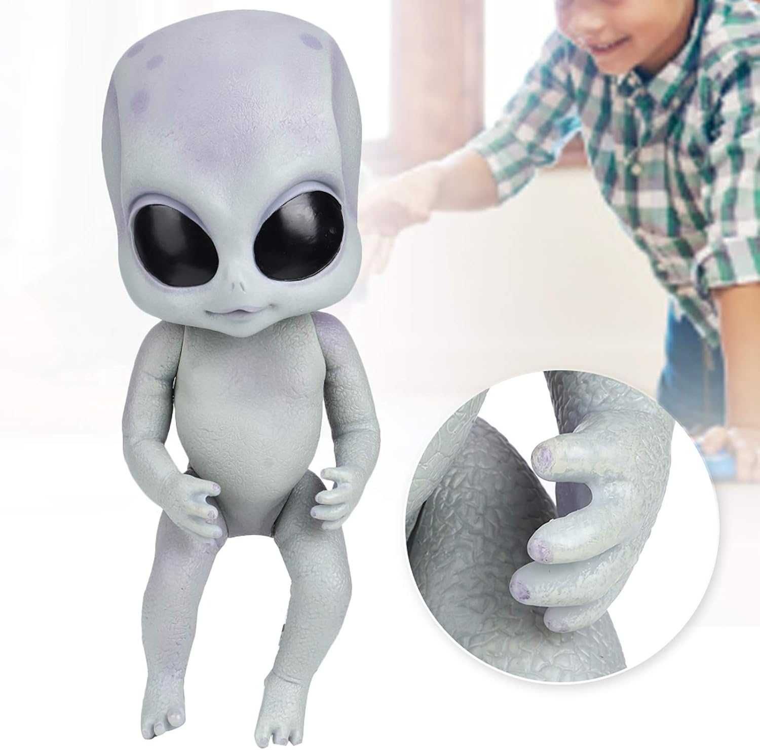 Lalka kosmita dla dzieci (obcy) 35 cm Alien B65
