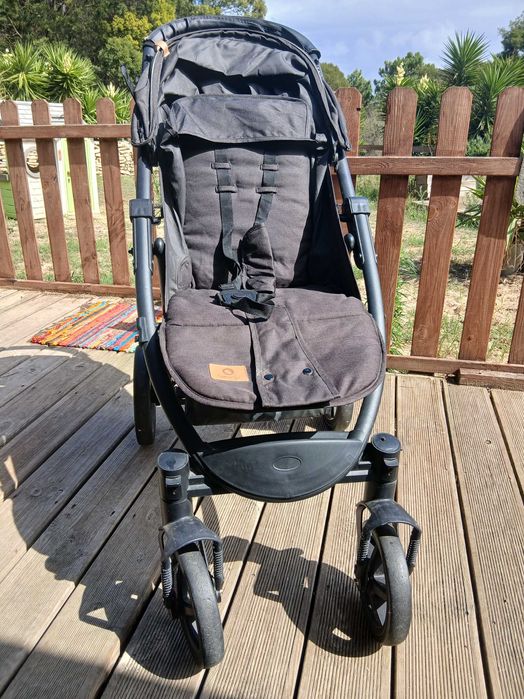 Carrinho de bebê todos os terrenos