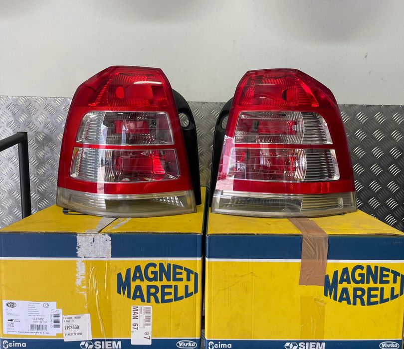 Opel Zafira B II Lampy Lampa Tył Lewa 2008/2011 Adax Koźle