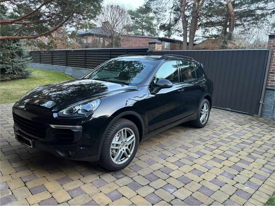 Porshe Cayenne S 3,6  2015. Чудовий стан . Перший власник .