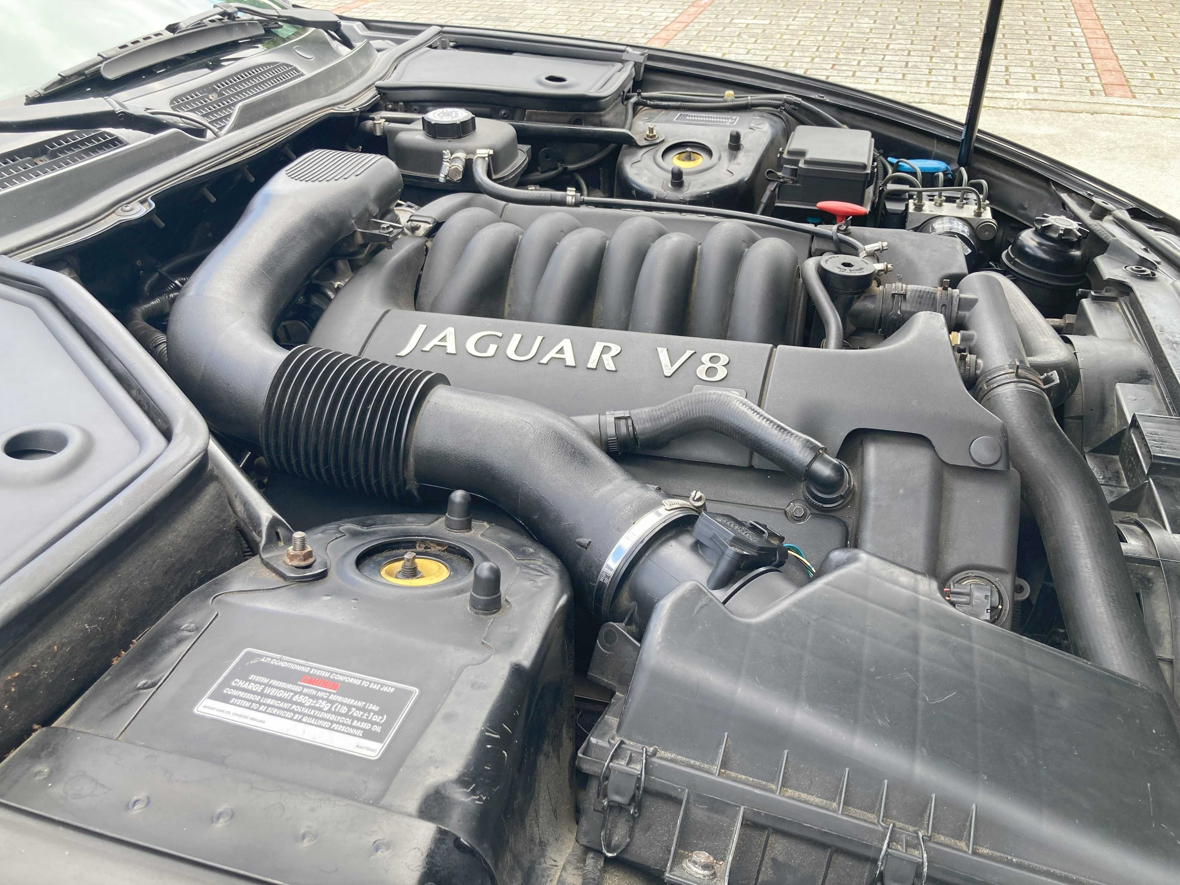 Vendo Jaguar XK8