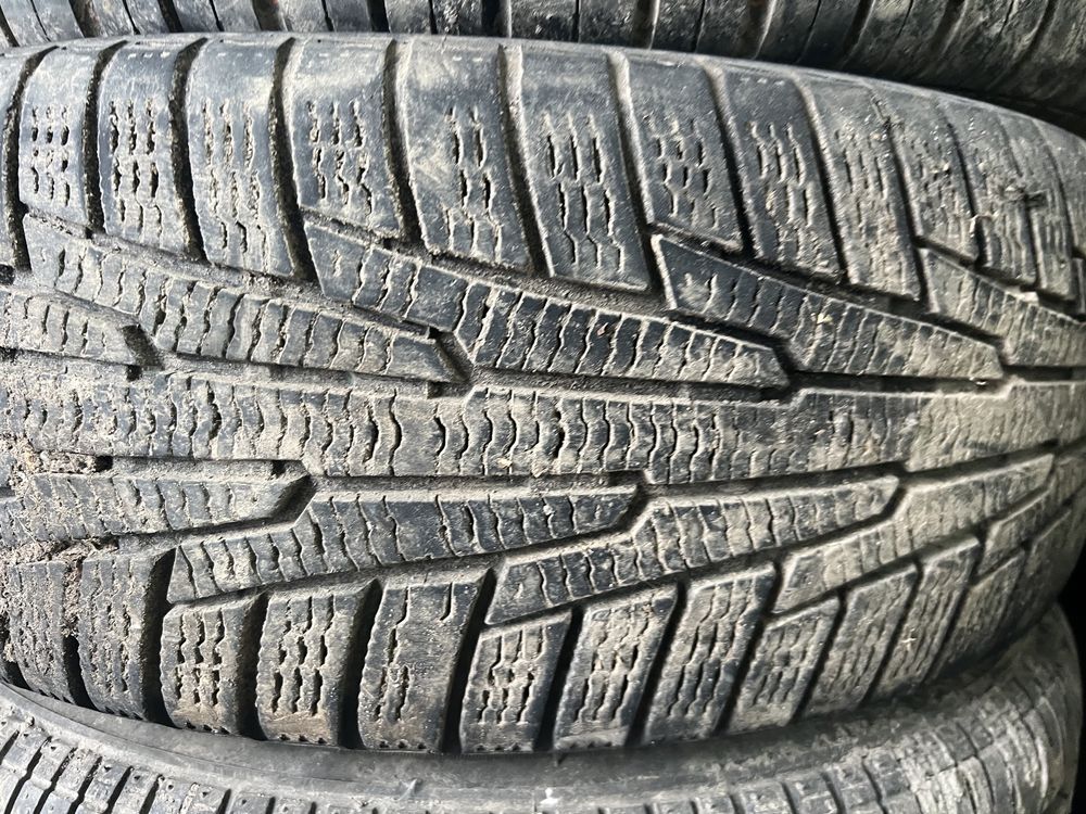 Шини nokian 205/60 R16 зима