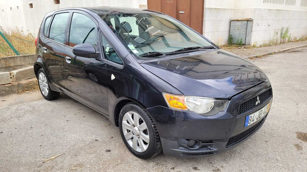 Mitsubishi Colt 1.1 INFORM RCD/AC 2010