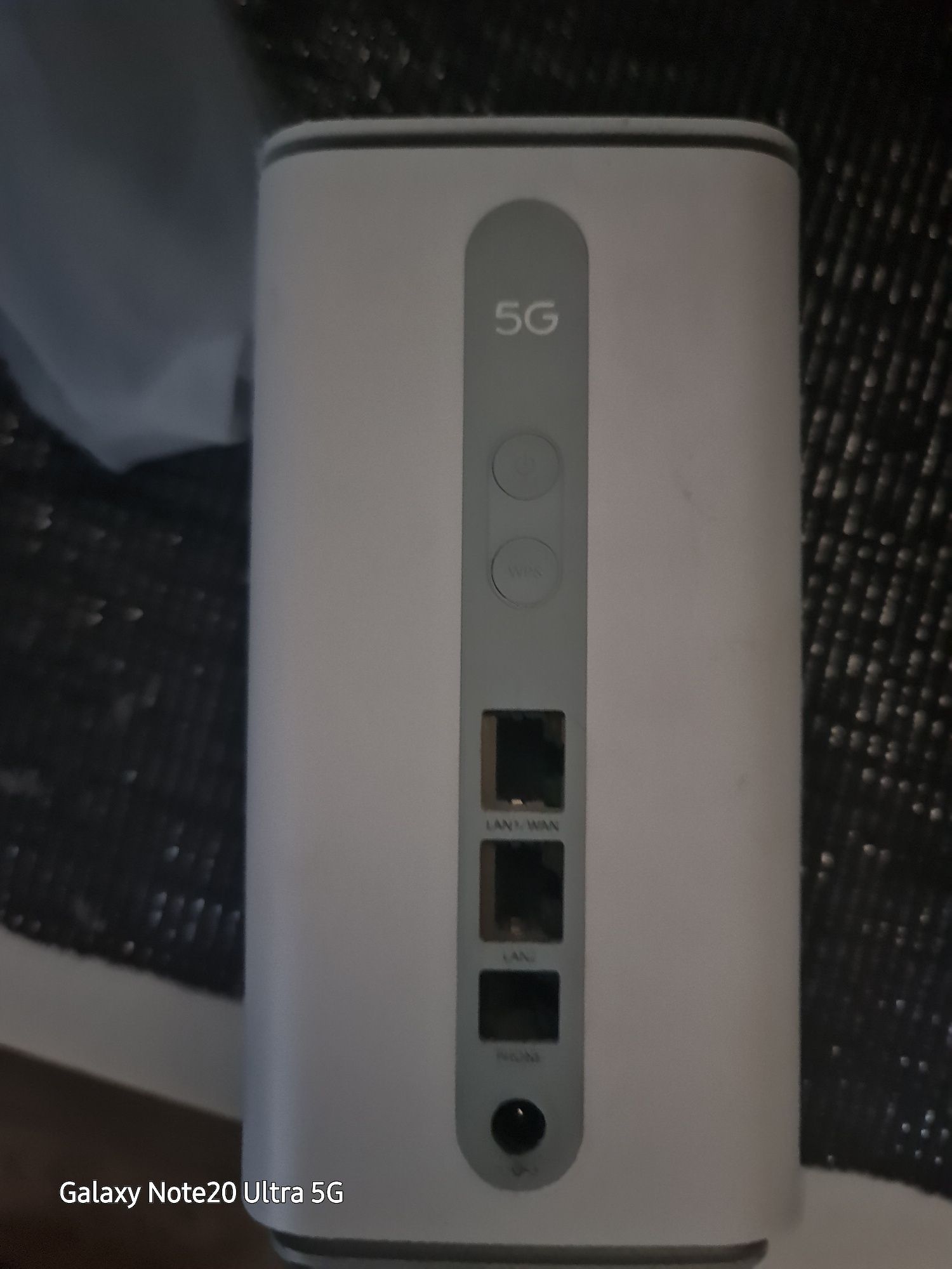 Sprzedam router plus 5g