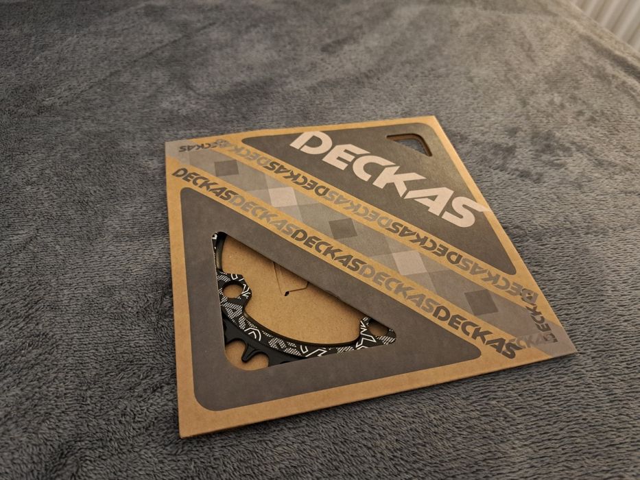 Deckas 34T Tarcza Korby / Zębatka NOWA 104BCD