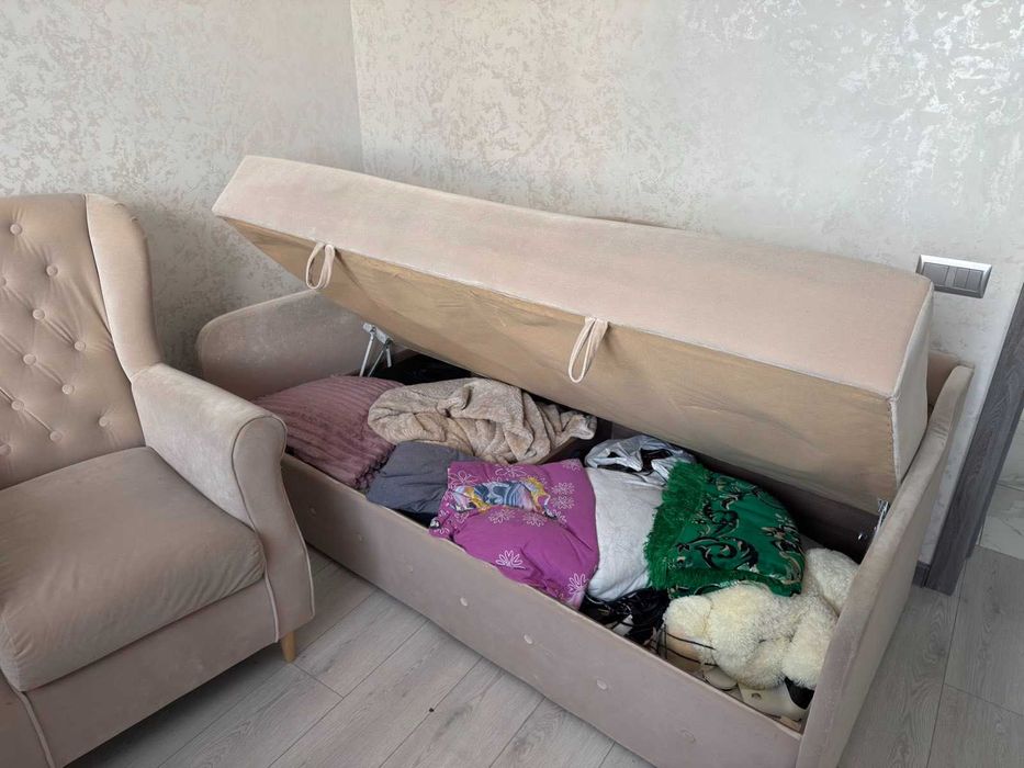 Продам диван + крісло