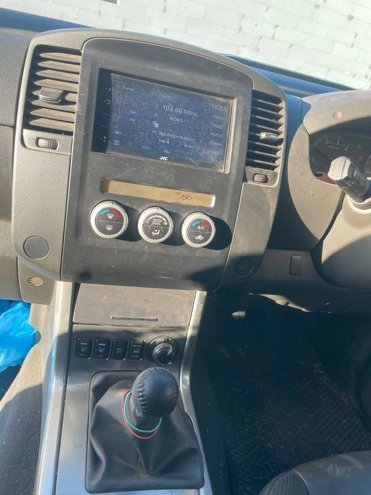 Nissan Navara 2012