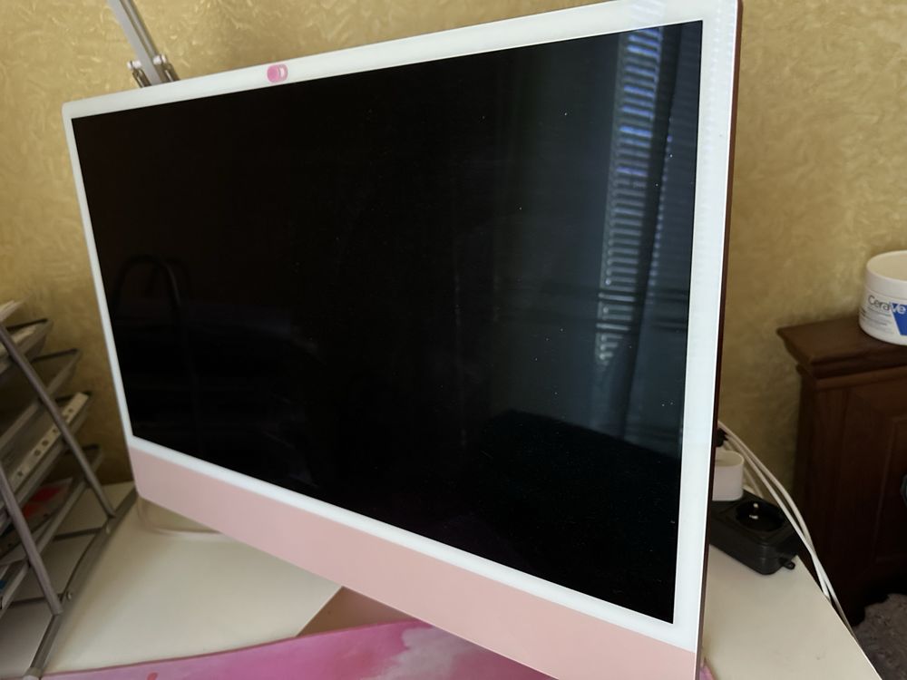 Комп'ютер-моноблок Apple New iMac 24'' M1 4.5K 7-Core 256GB Pink  2021