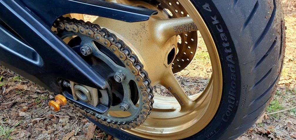 Yamaha Fz8 stan perfekcyjny,3 kluczyki,książka serwisowa Z 800