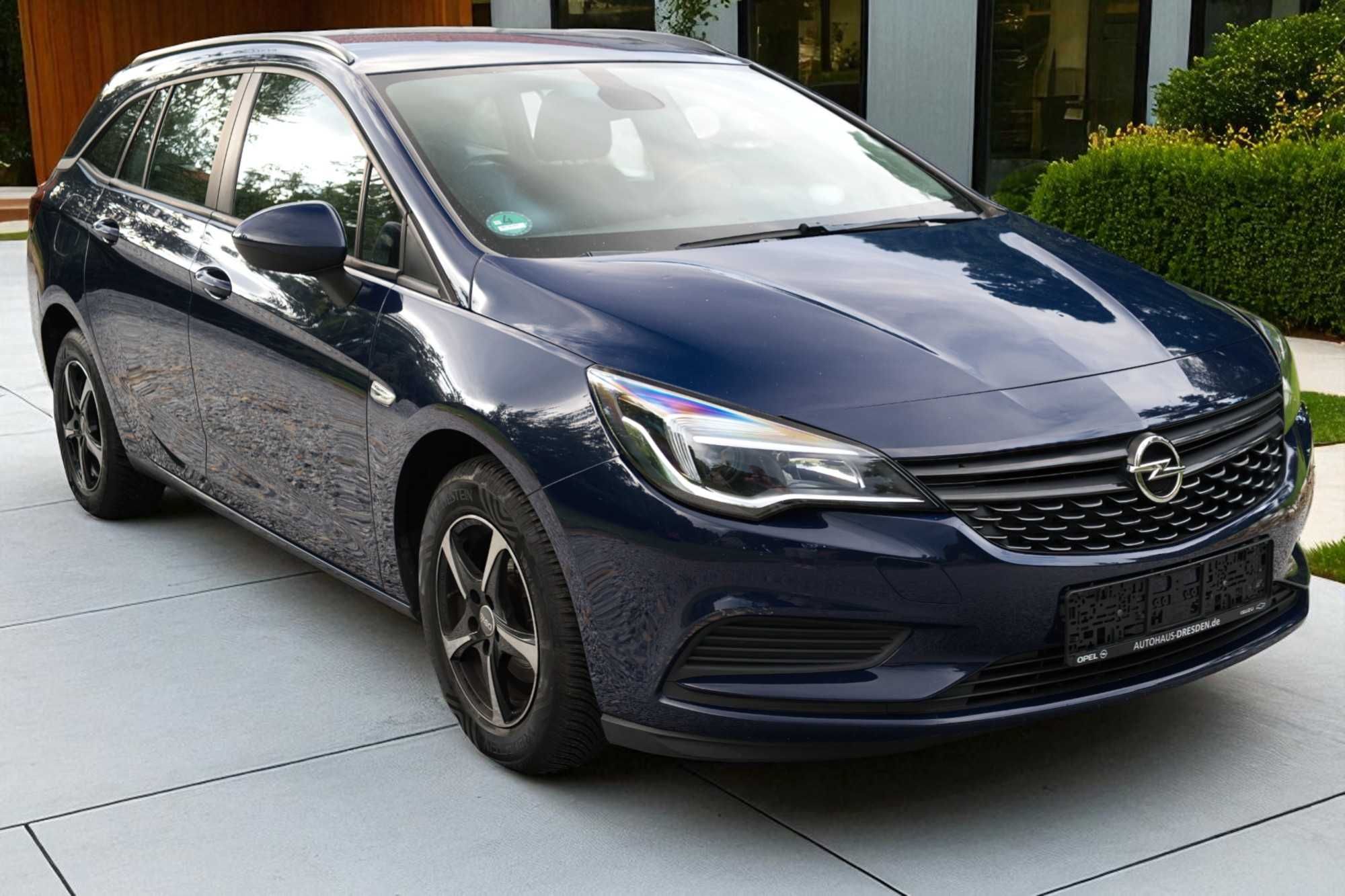 Opel Astra K • 1.6 CDTI • 2016 • Manual • 178 tys. km • Uszkodzony