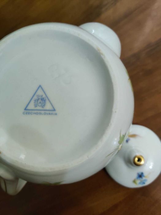 Чайник для заварюваня