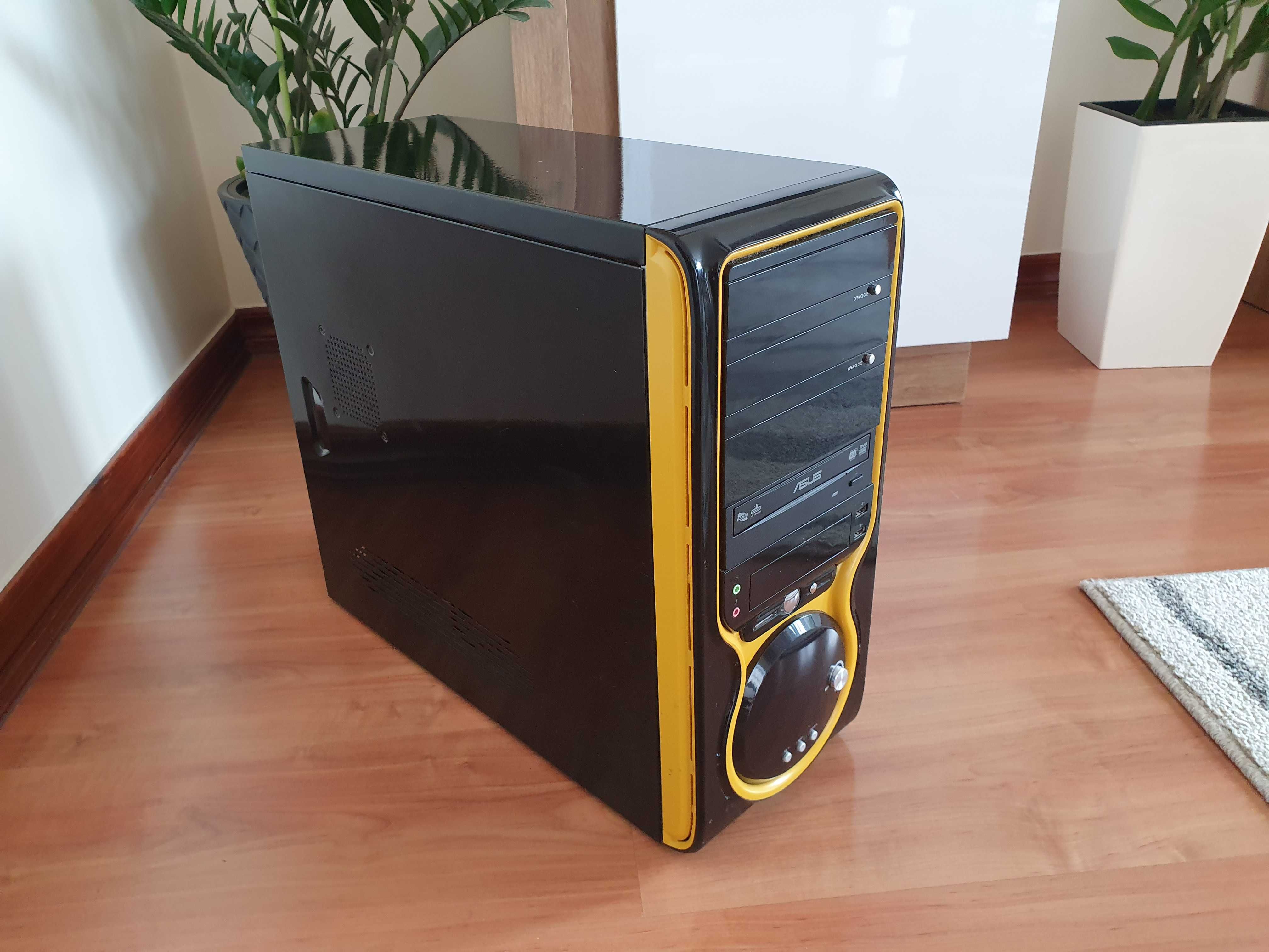 Komputer gamingowy Intel I7-4770S 8 GB RAM DDR 3 GTX 970 4 GB SSD HDD