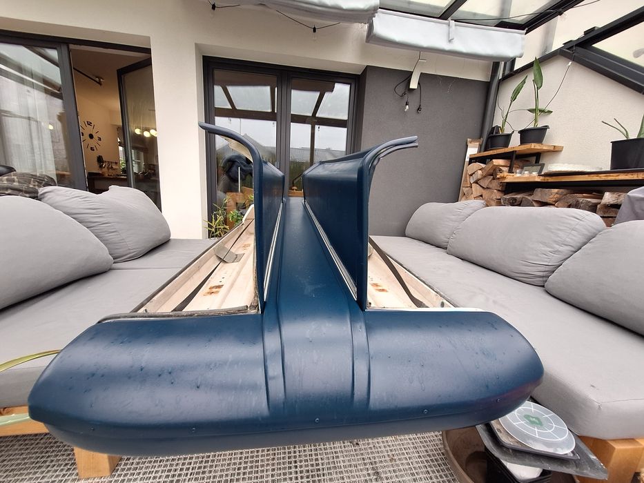 Boks dachowy 2.2m x 0.9m dwustronny