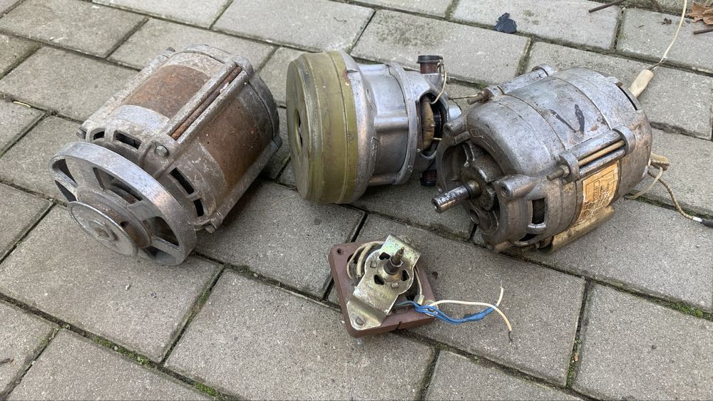 Мотор електричний 220в.