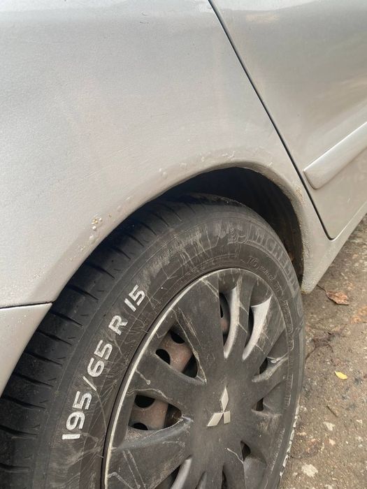 Продам свій автомобіль лансер 9