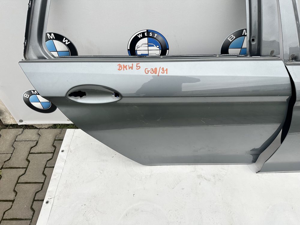 BMW G31 двері праві задні бмв г31 двері праві