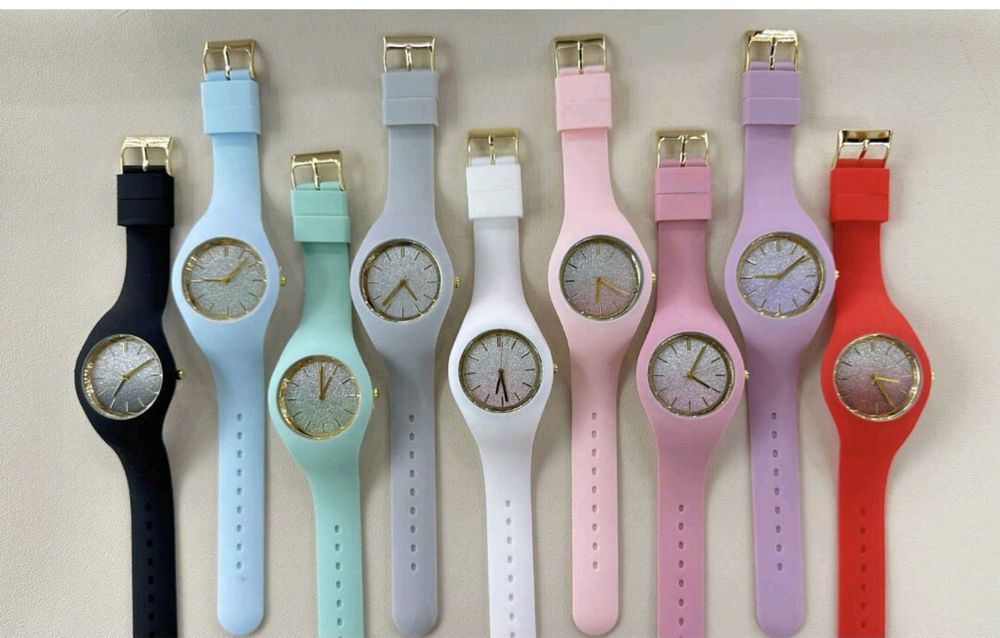 Gumowe zegarki damskie