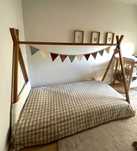 Cama Tipi 90x200 da marca Childhome