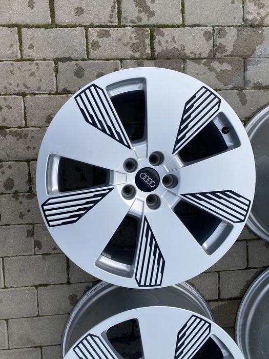 Титани диски audi 5x112 R19