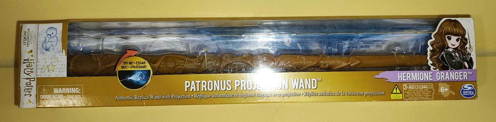 Harry Potter. Różdżka Hermiony z projektorem. Świeci i wydaje dźwięki.