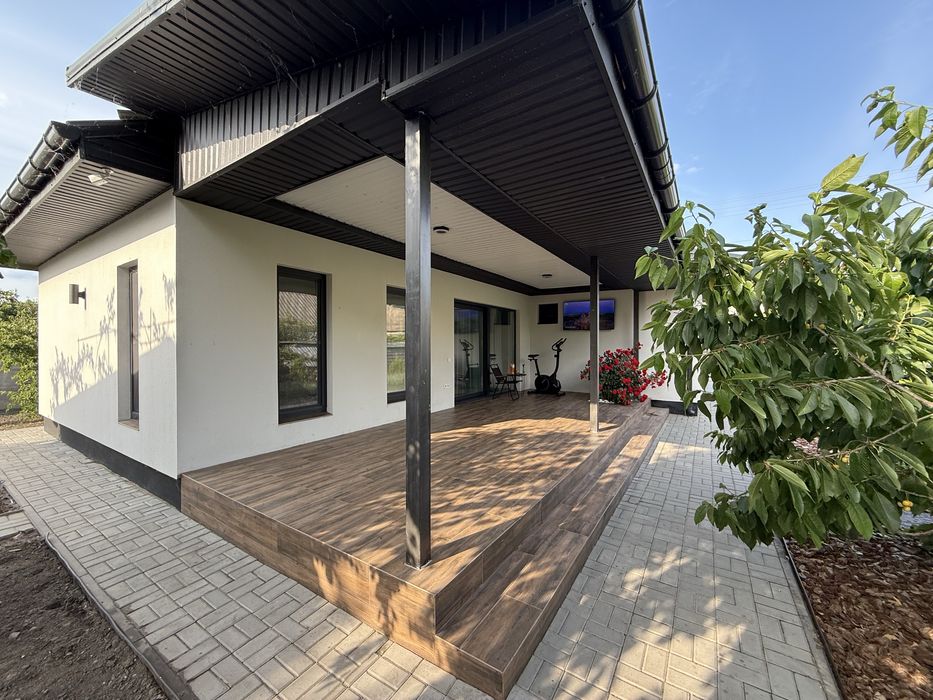 Булинок з ремонтом