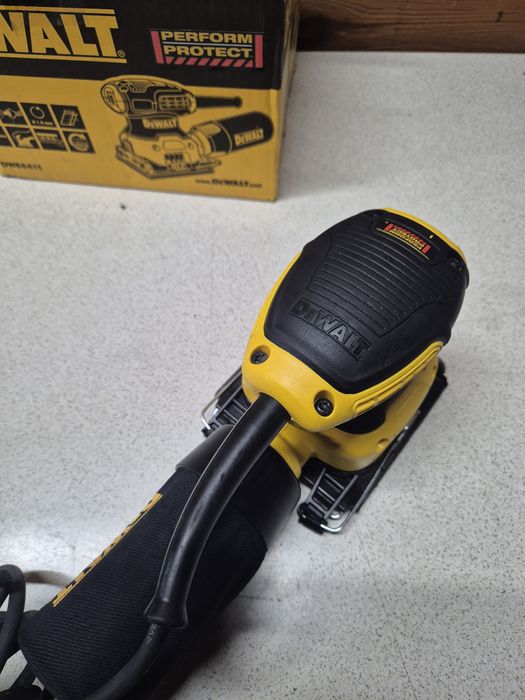 DeWalt Szlifierka Oscylacyjna DWE6411