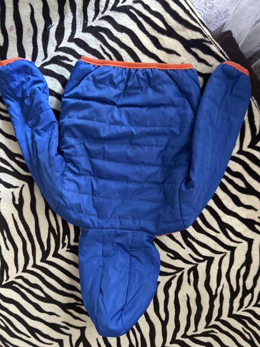 Продам курточку