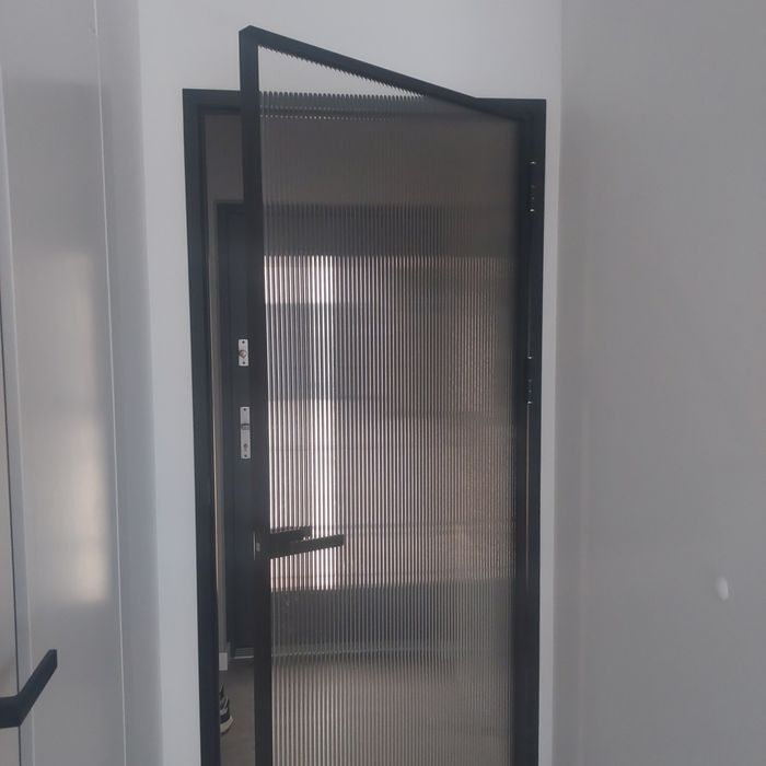 Grzmi szklane loftowe