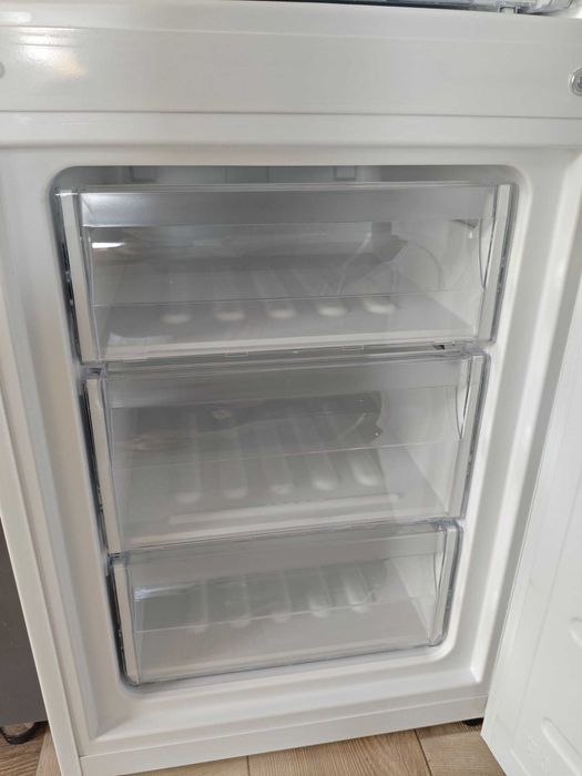 Холодильник Indesit – новый!