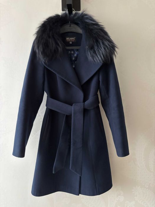 Пальто зимове з натуральним хутром