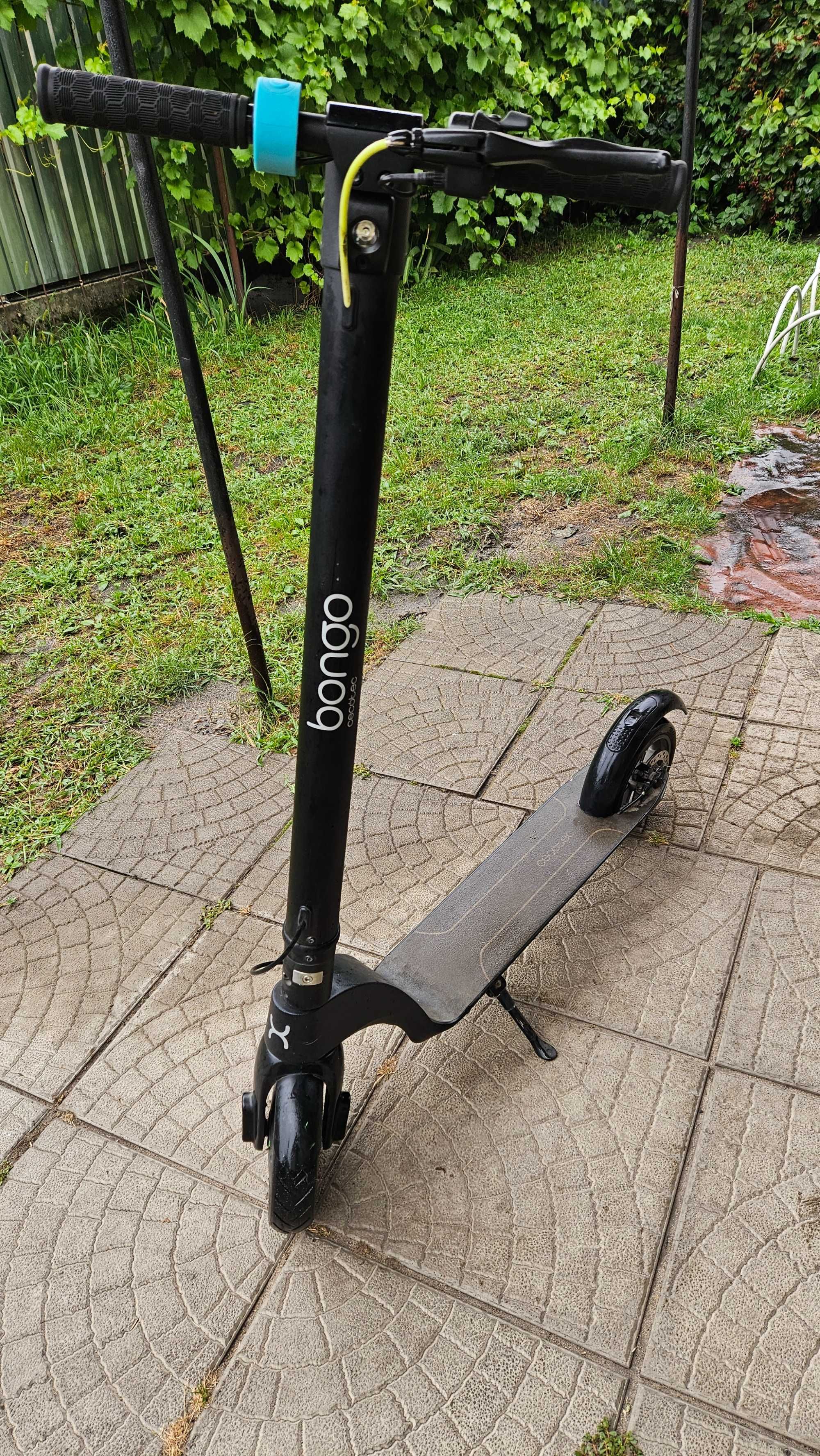 Електросамокат Cecotec Bongo A